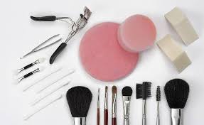国产美妆用品档次